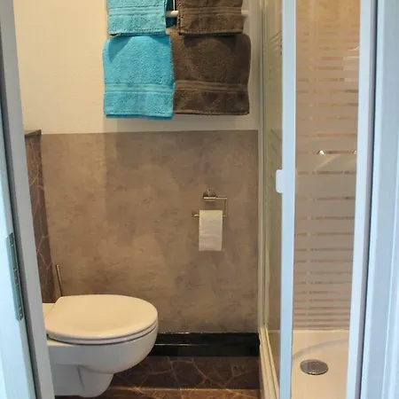 Luettingen Mit Fahrradgarage 크산텐