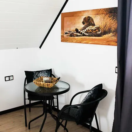 Luettingen Mit Fahrradgarage *