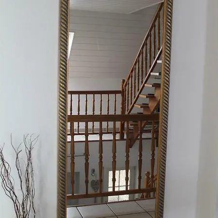 Luettingen Mit Fahrradgarage