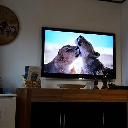 Luettingen Mit Fahrradgarage *