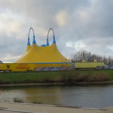 Luettingen Mit Fahrradgarage