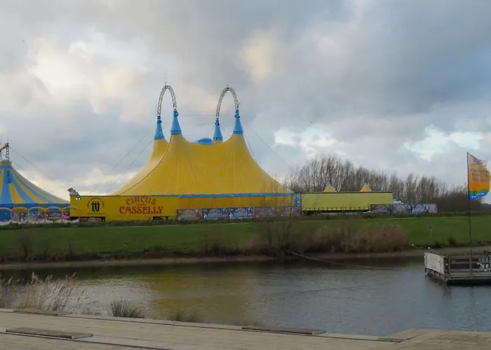 Luettingen Mit Fahrradgarage